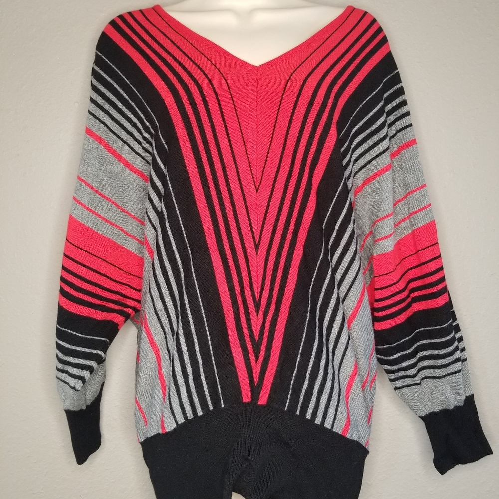 Venus top size medium